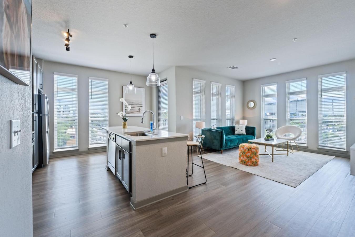 Central Avenue 2 Bed Mins From Tropicana Field Sankt Petersburg Exterior foto