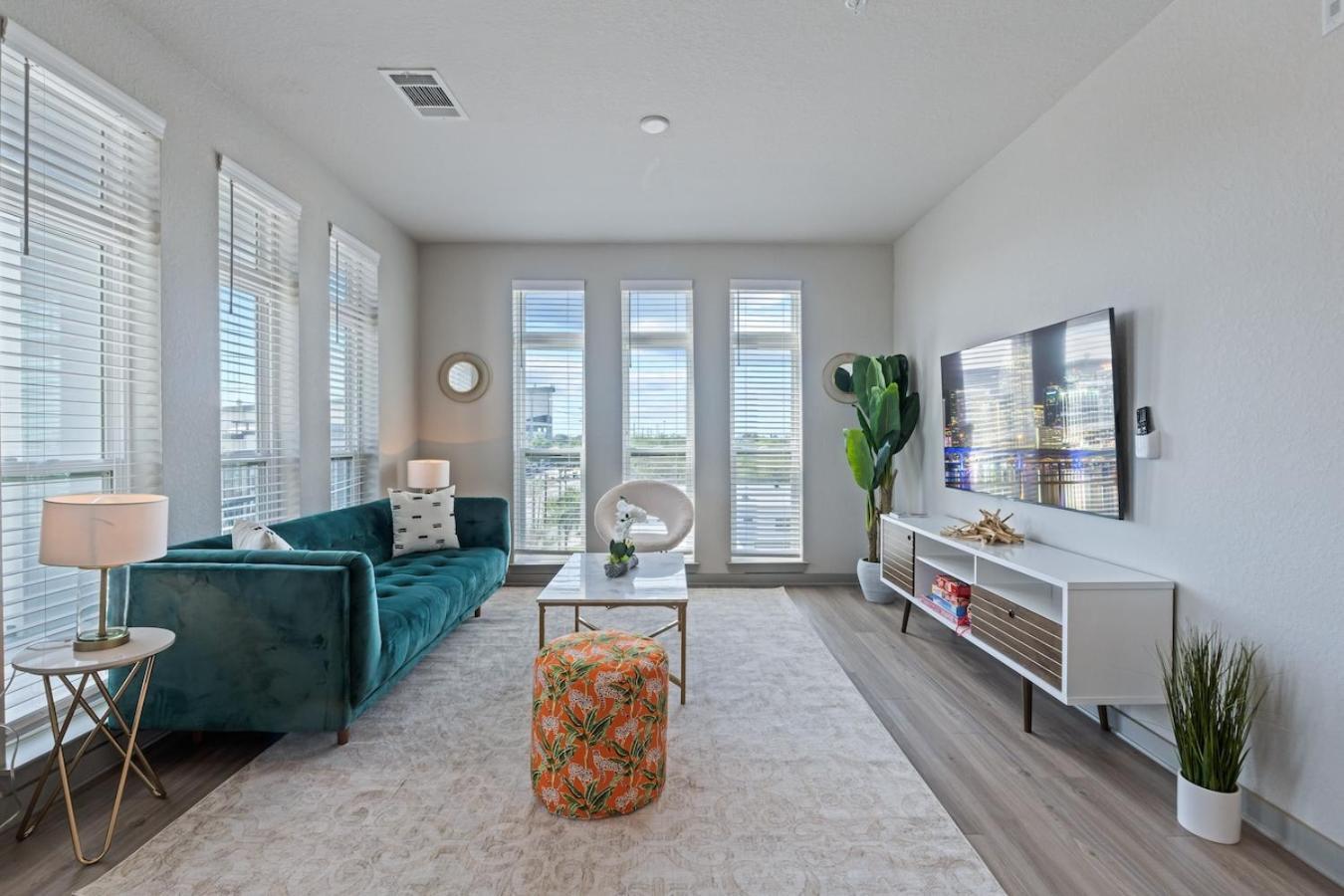 Central Avenue 2 Bed Mins From Tropicana Field Sankt Petersburg Exterior foto