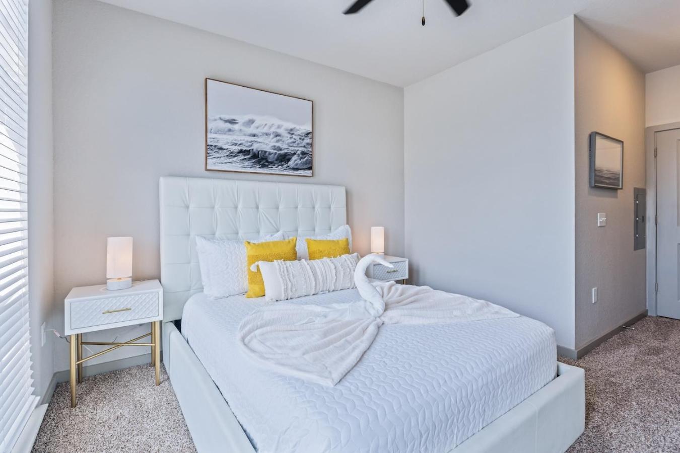 Central Avenue 2 Bed Mins From Tropicana Field Sankt Petersburg Exterior foto