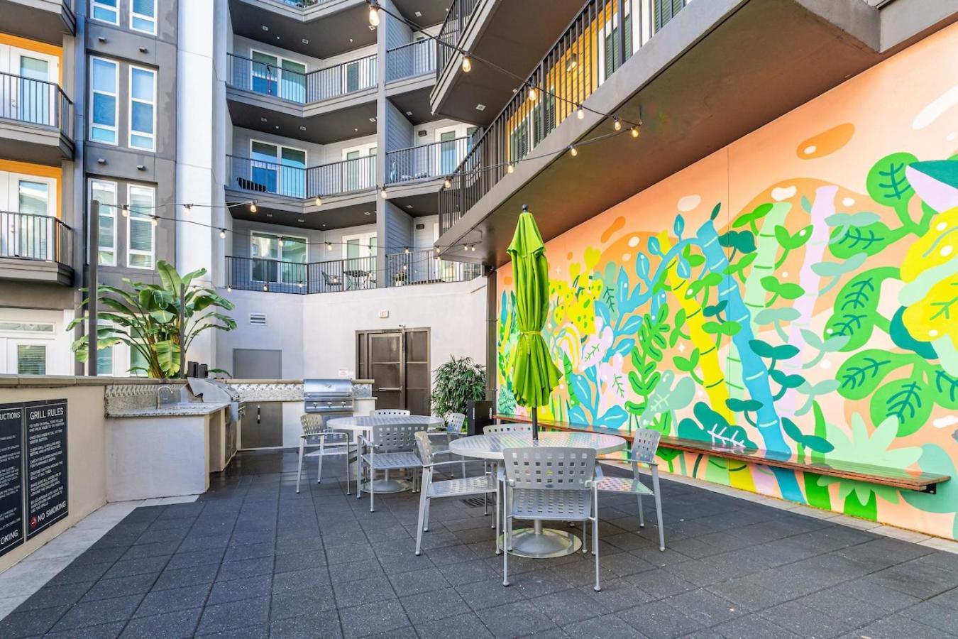 Central Avenue 2 Bed Mins From Tropicana Field Sankt Petersburg Exterior foto
